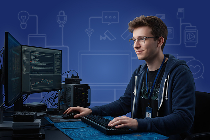 1) Модуль вверху - Баннер специальность - Наладчик аппаратных и програмных средств инфокамуникационн